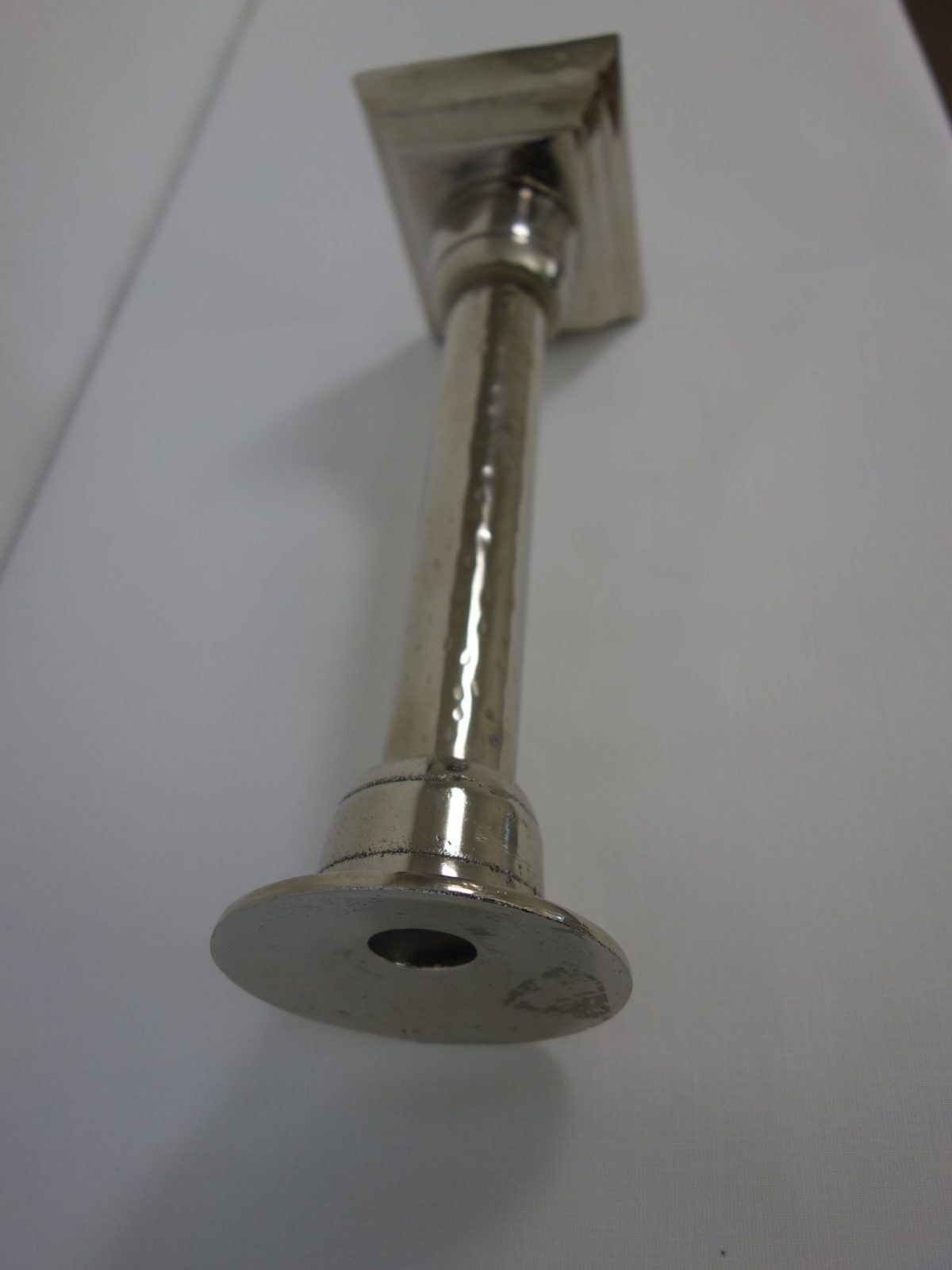 Svietnik vysoký kovový – Obrázok 4