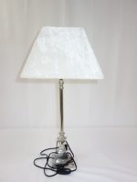 Nočná lampa biela chróm – Obrázok 4