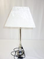 Nočná lampa biela chróm