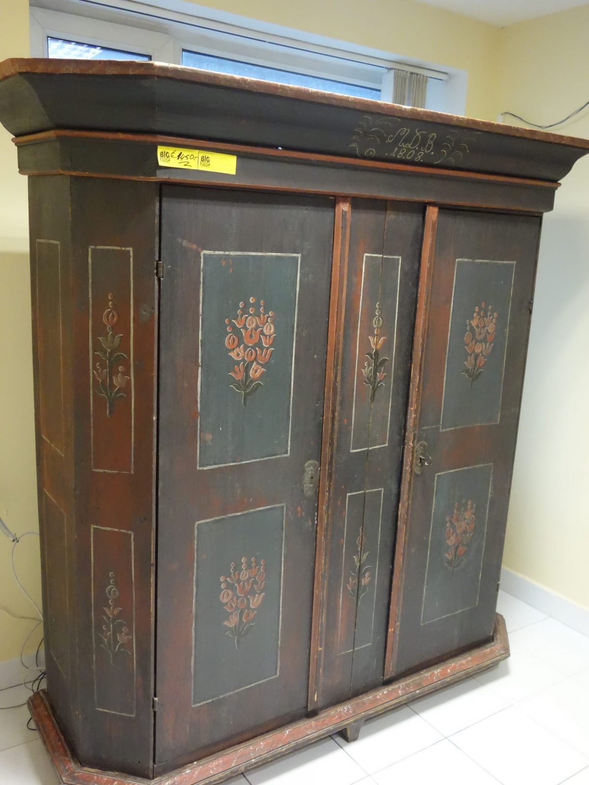 Starožitná maľovaná skriňa – Obrázok 4