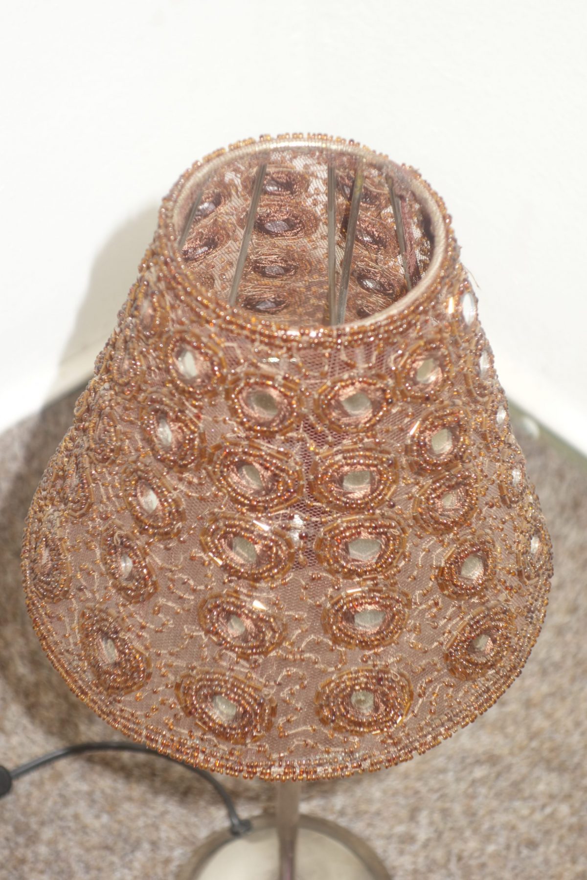 Nočná  lampa hnedá sieťovaná - 45 cm – Obrázok 3