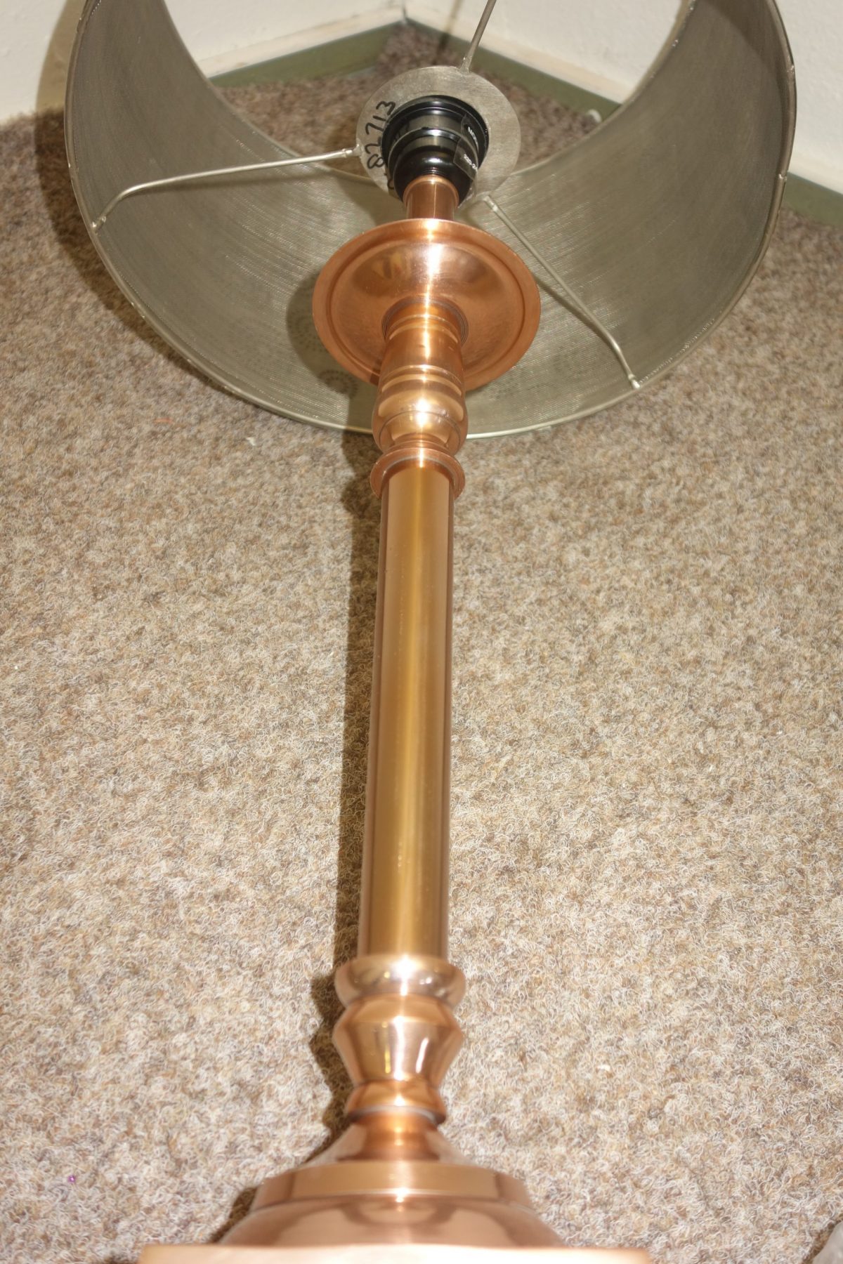 Nočná  lampa  strieborná  - 68  cm – Obrázok 3