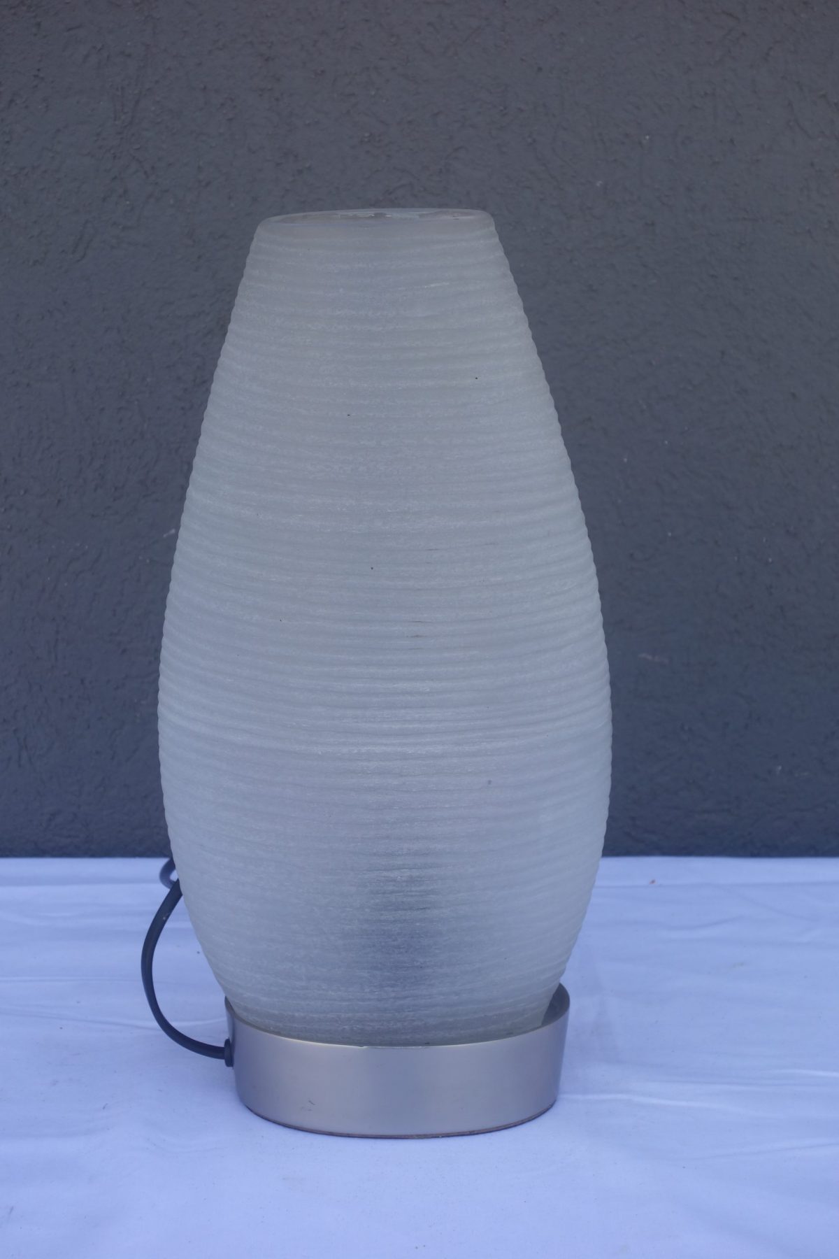 Jednoduchá   sklenená   stolová   lampa – Obrázok 2