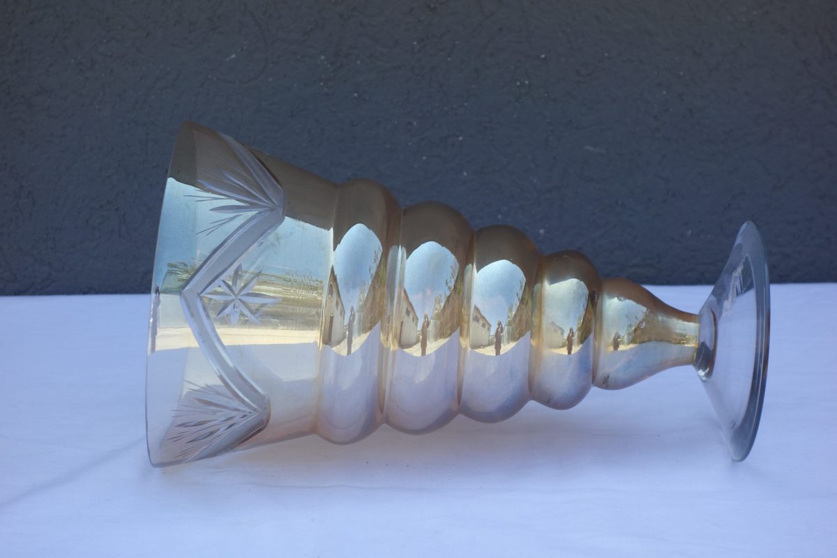 Sklenená   váza  s  jemným   nádychom   hnedej  farby  30  x  18  cm – Obrázok 4