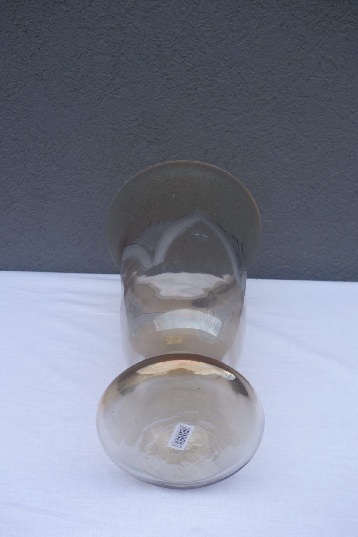 Sklenená  váza  so  zaujímavým  vzorom  s  jemným   oranžovým  nádychom – Obrázok 3