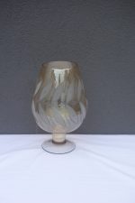 Sklenený   pohár  s  nádychom   jemnej  oranžovej   farby  "MAXI"