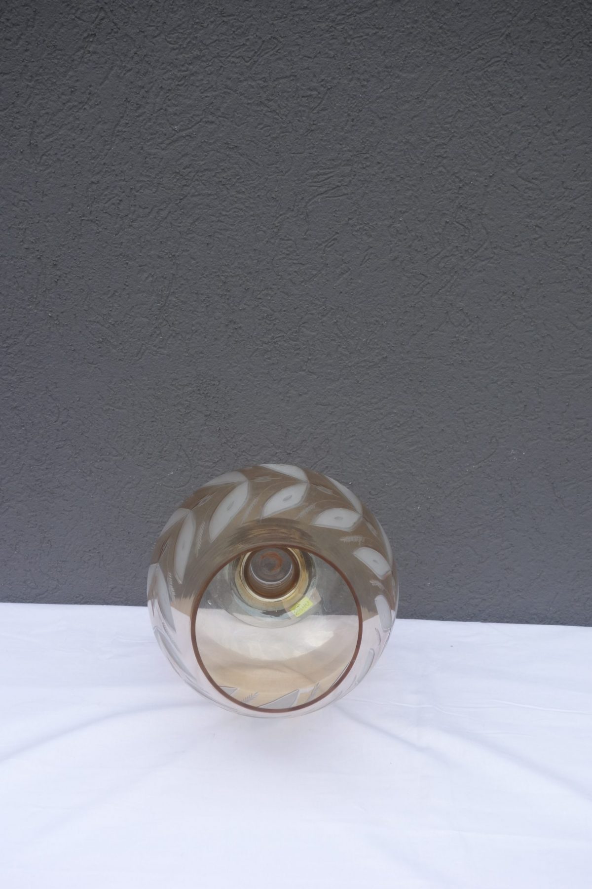 Sklenený   pohár  s  nádychom   jemnej  oranžovej   farby  "MAXI" – Obrázok 4