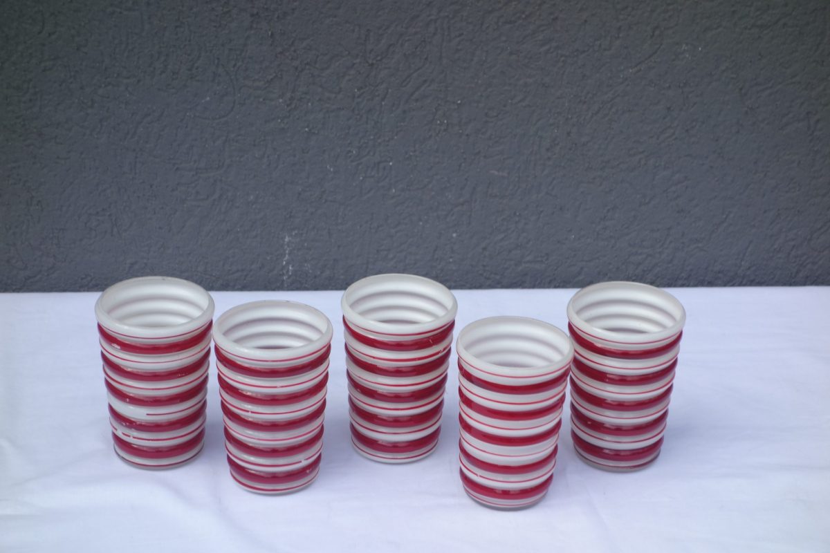 Svietnik   červeno  -  biely – Obrázok 6