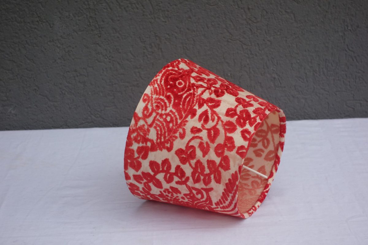 Tienidlo  na   nočnú   lampu   -   bielo  -  červené   -  zamat   16   x   20   cm – Obrázok 4