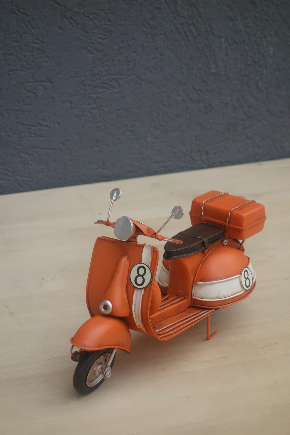 Retro  model  -   skúter  oranžový – Obrázok 3