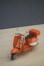 Retro  model  -   skúter  oranžový – Obrázok 3
