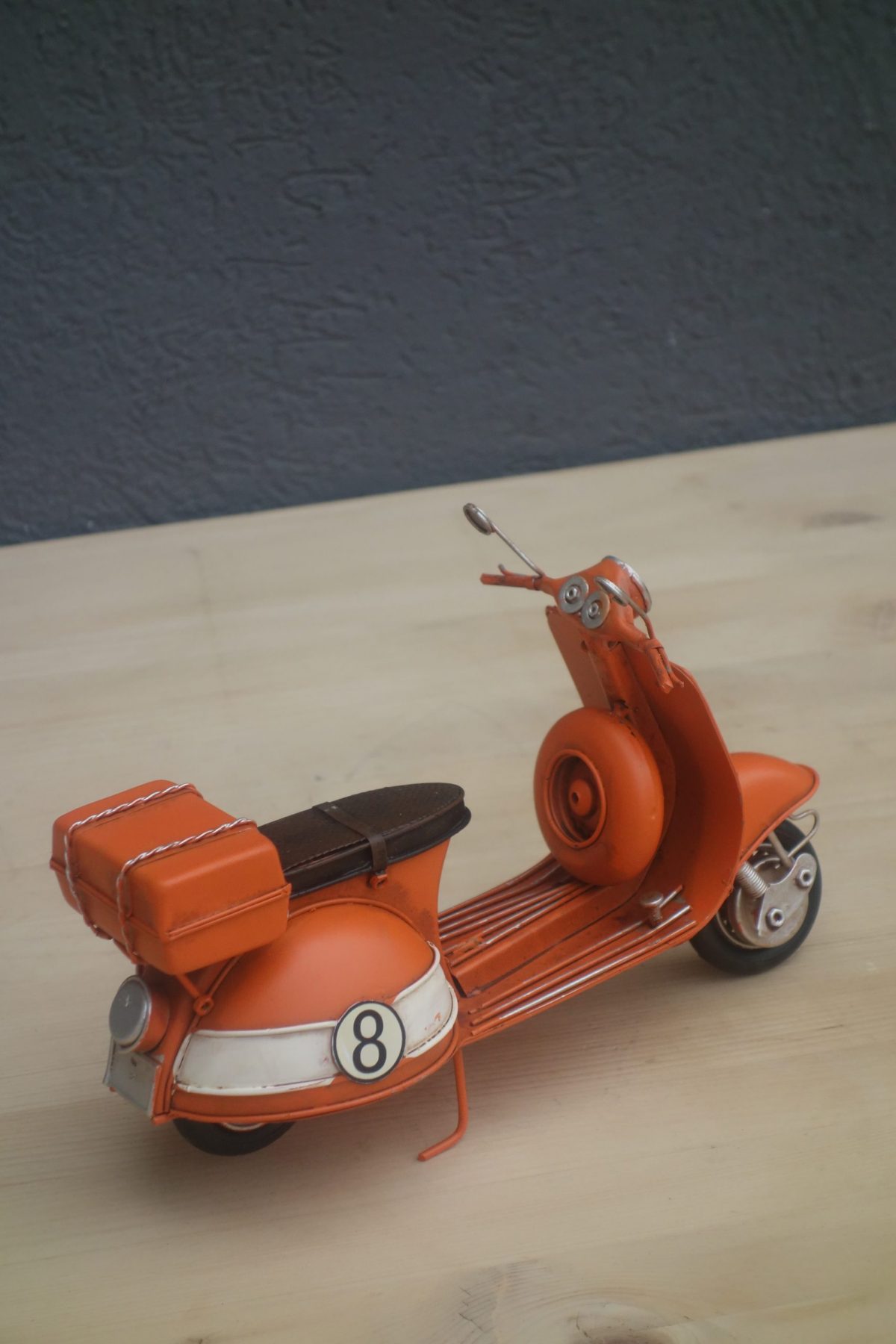 Retro  model  -   skúter  oranžový – Obrázok 2