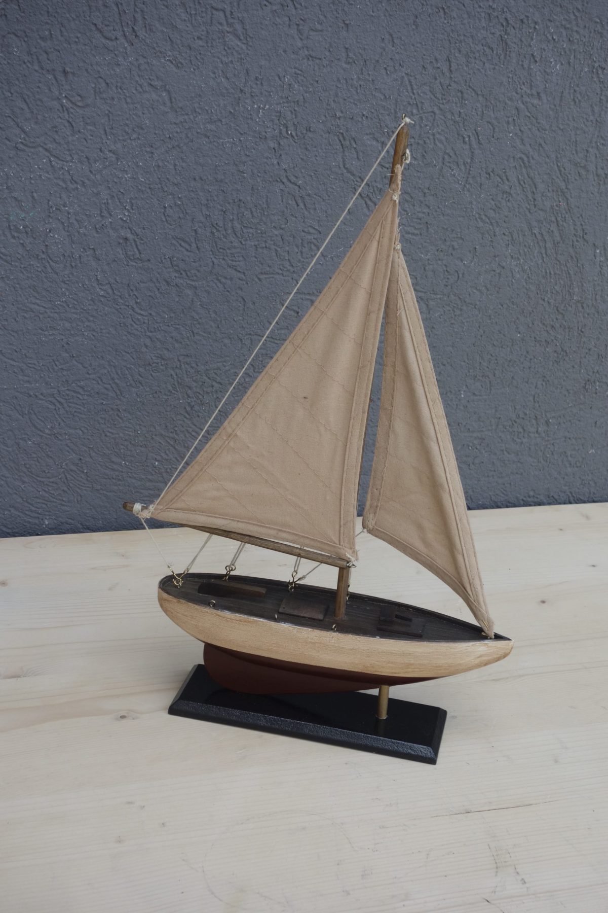 Plachetnica   40  x  25  x  6  cm – Obrázok 4