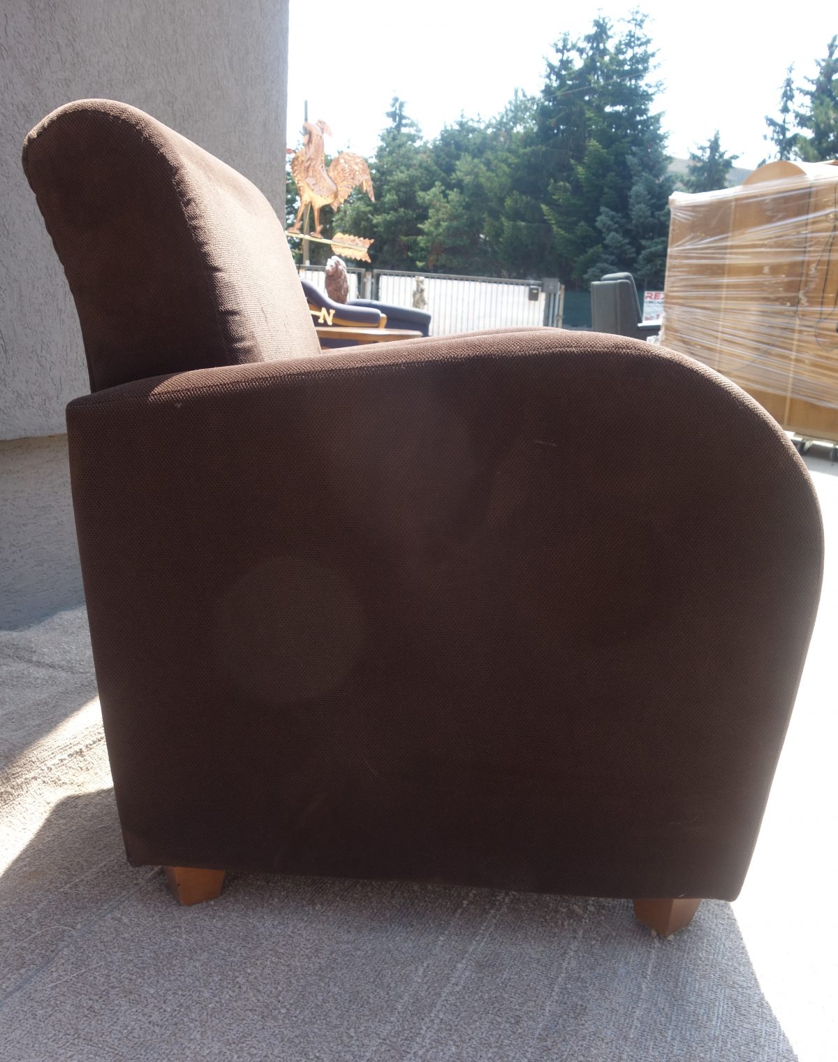 Kreslo   tmavo  -  hnedé – Obrázok 5