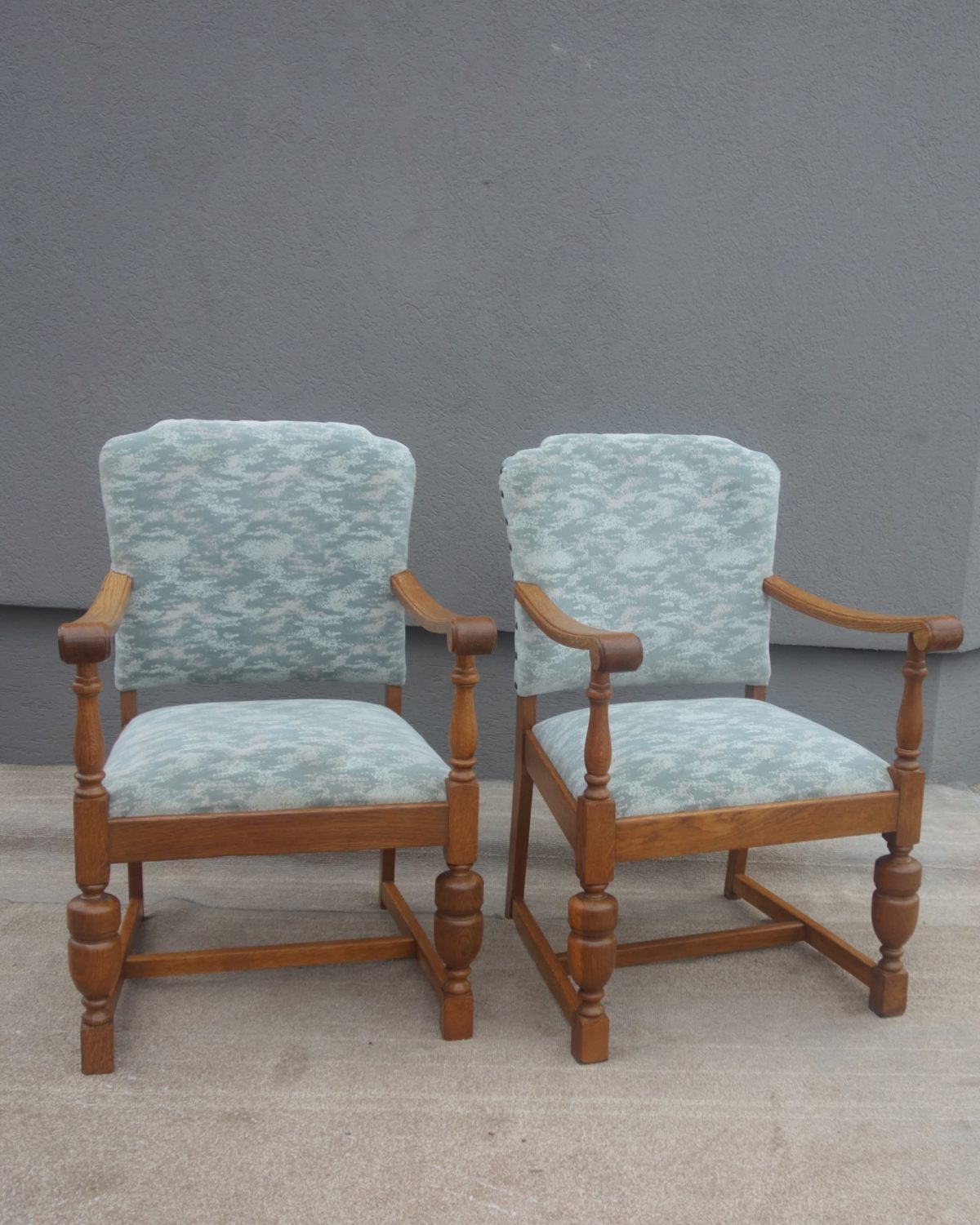 Kreslo  drevené  -  šedo -  modré – Obrázok 2