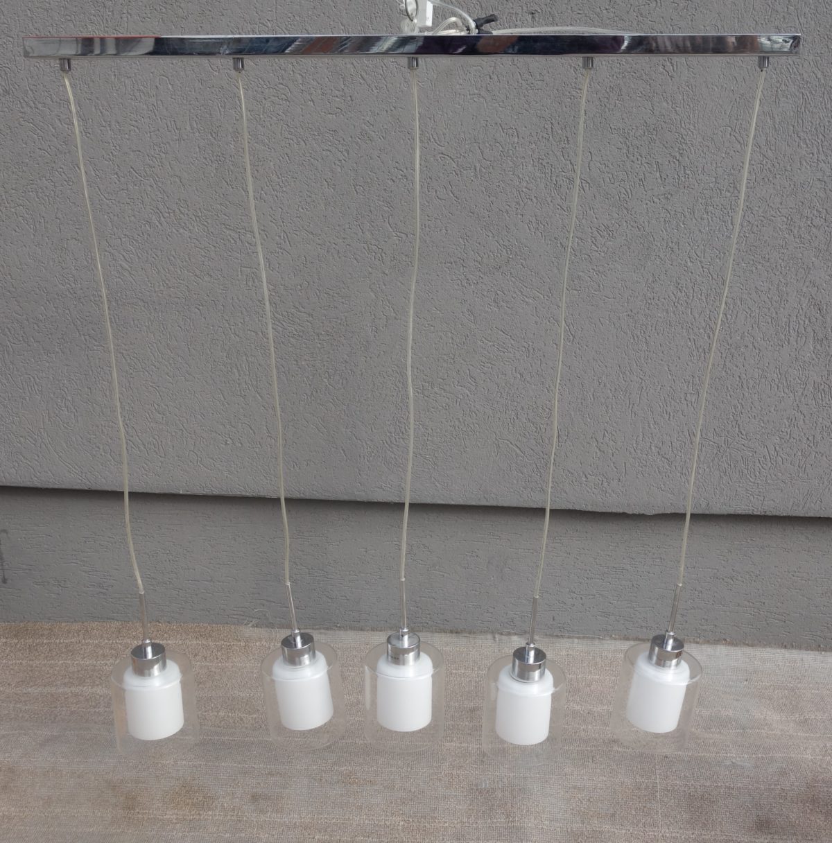 Svietidlo   závesné   s   5   tienidlami – Obrázok 2