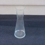 Váza  sklenená  -  elegantná