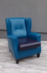 Kreslo  kožené  -  " UŠIAK "