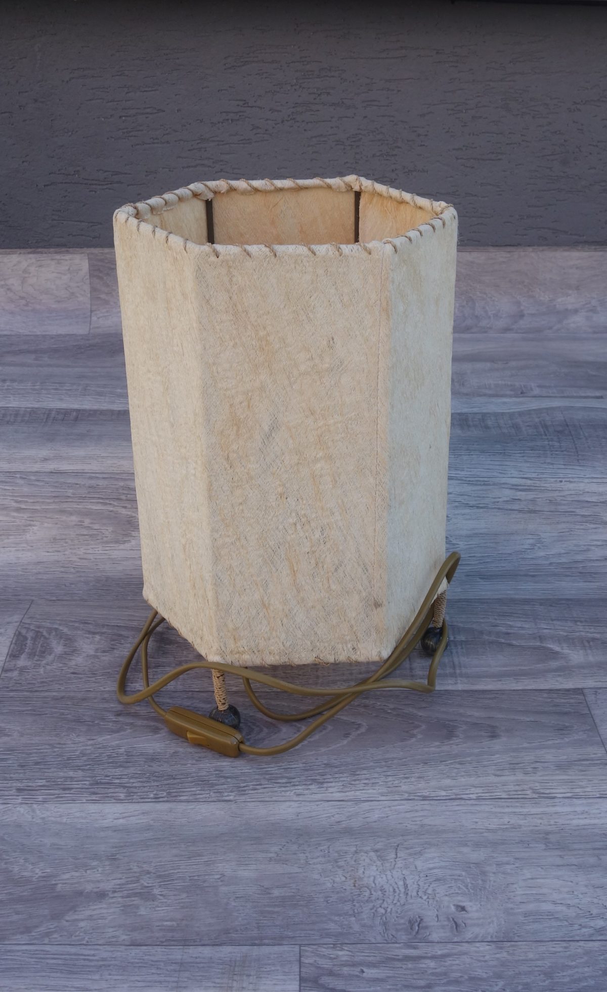 Lampa  béžová  -  dizajnová – Obrázok 2