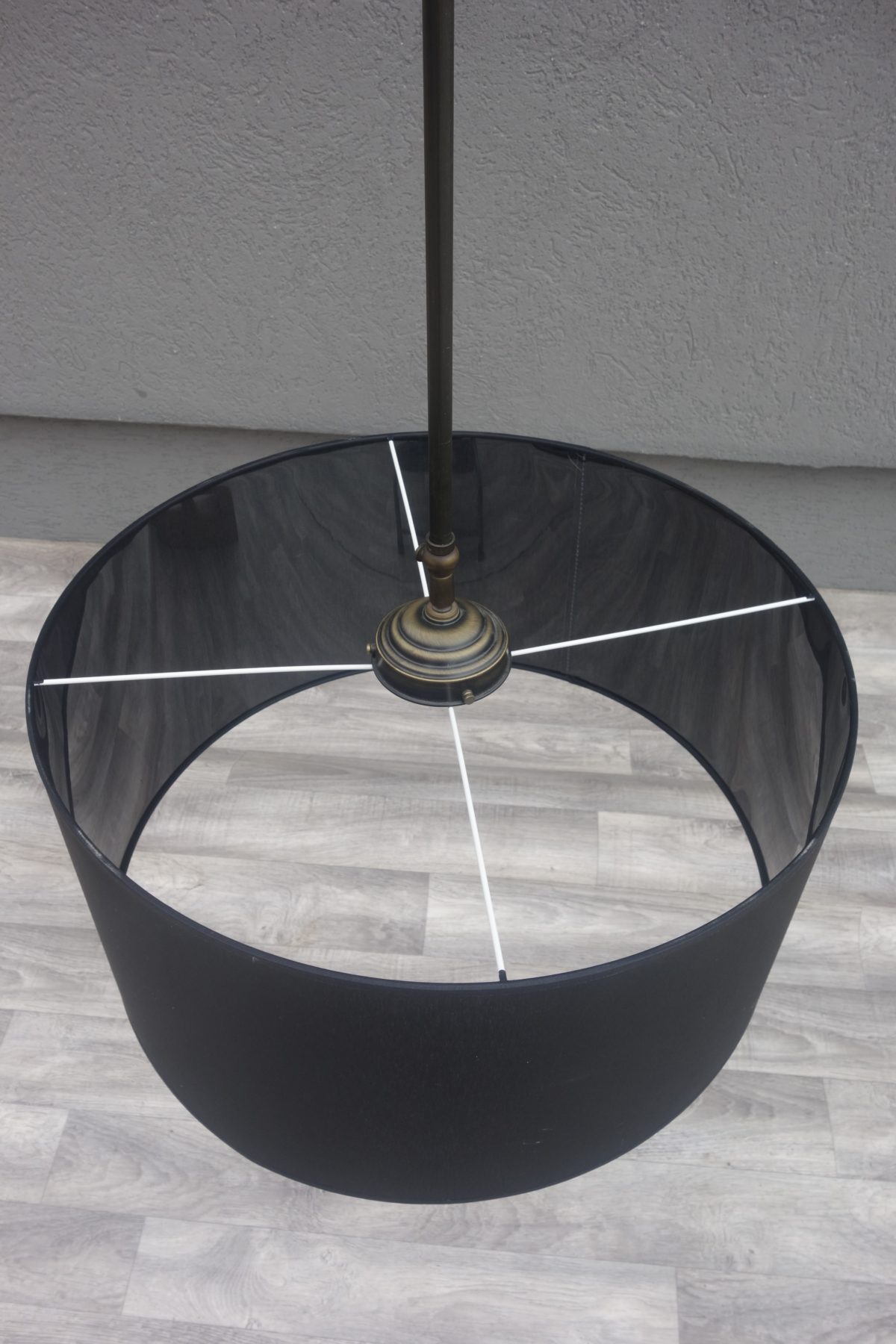 Lampa  závesná  s  čiernym  tienidlom – Obrázok 4