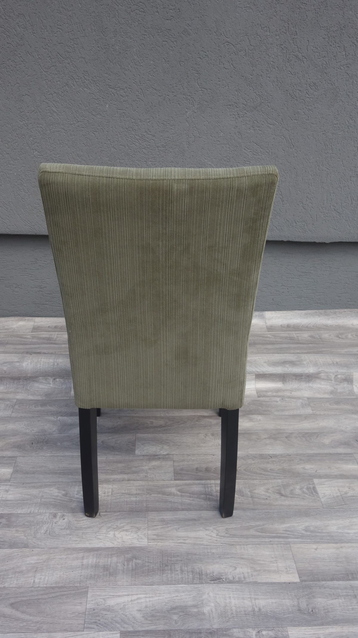 Stolička  moderná  – zelená – Obrázok 7