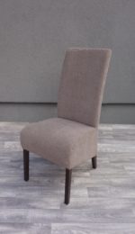 Stolička  masívna  -  krémová