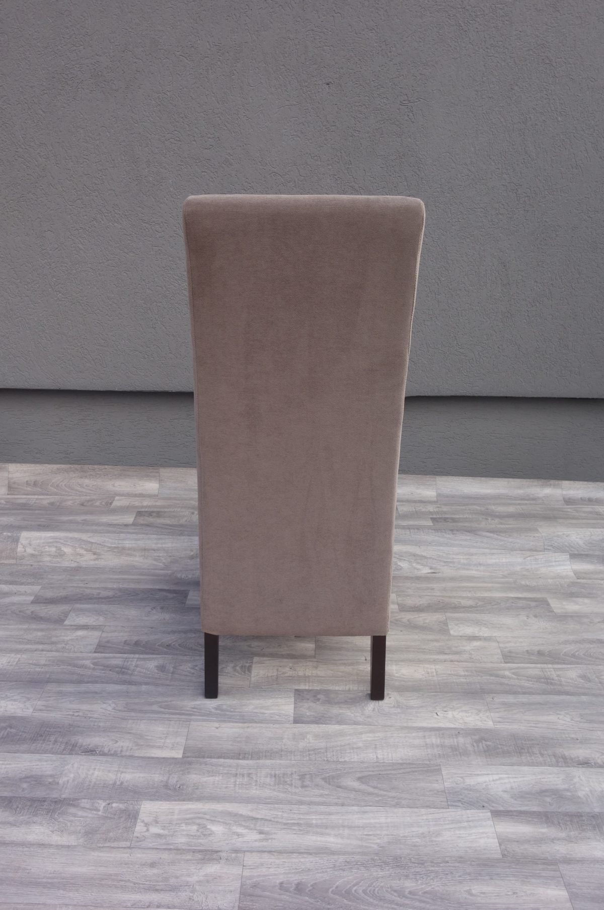 Stolička  masívna  -  krémová – Obrázok 4