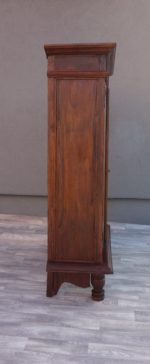 Skriňa  teaková  -  (B) – Obrázok 4