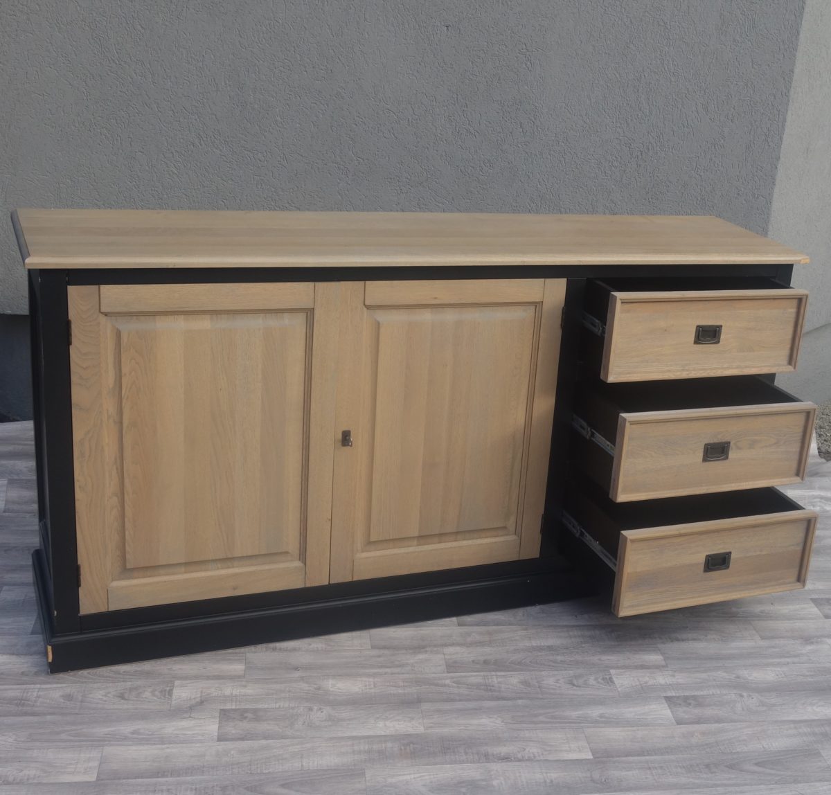 Komoda   v   dvojfarebnom   prevedení – Obrázok 4