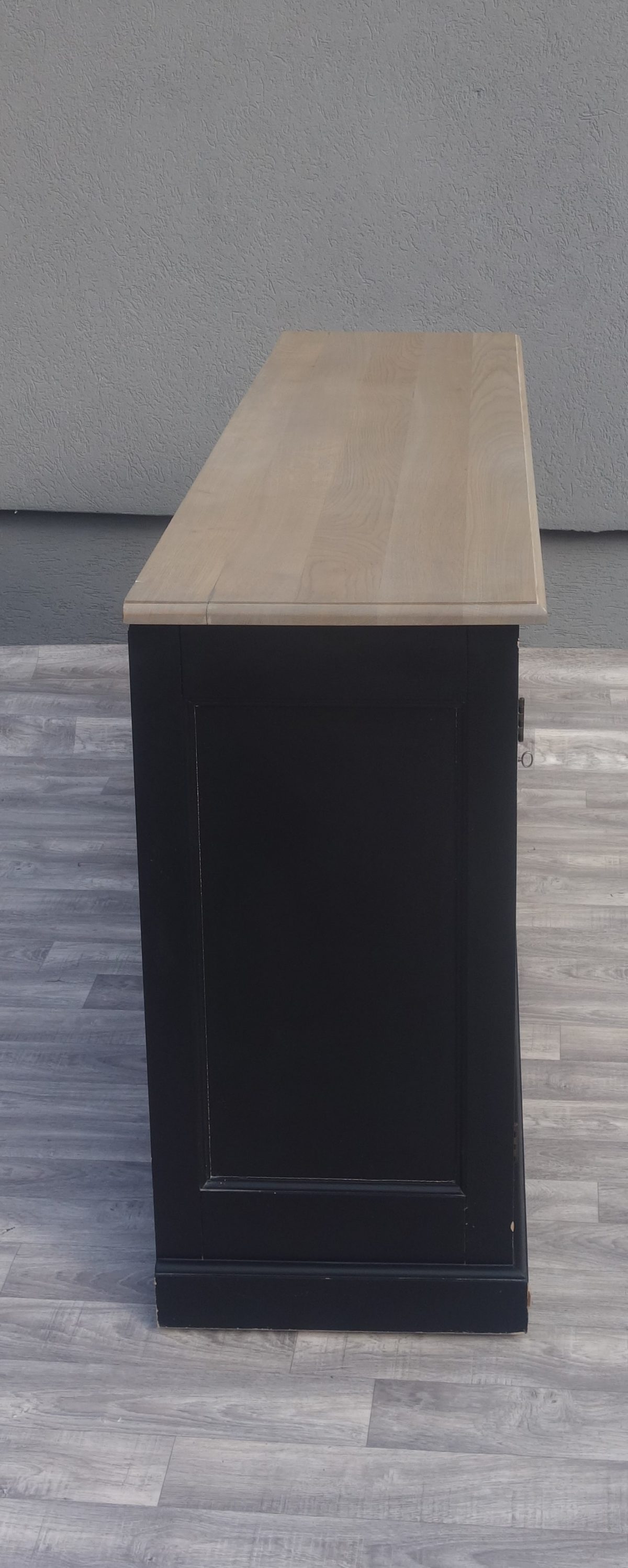 Komoda   v   dvojfarebnom   prevedení – Obrázok 8