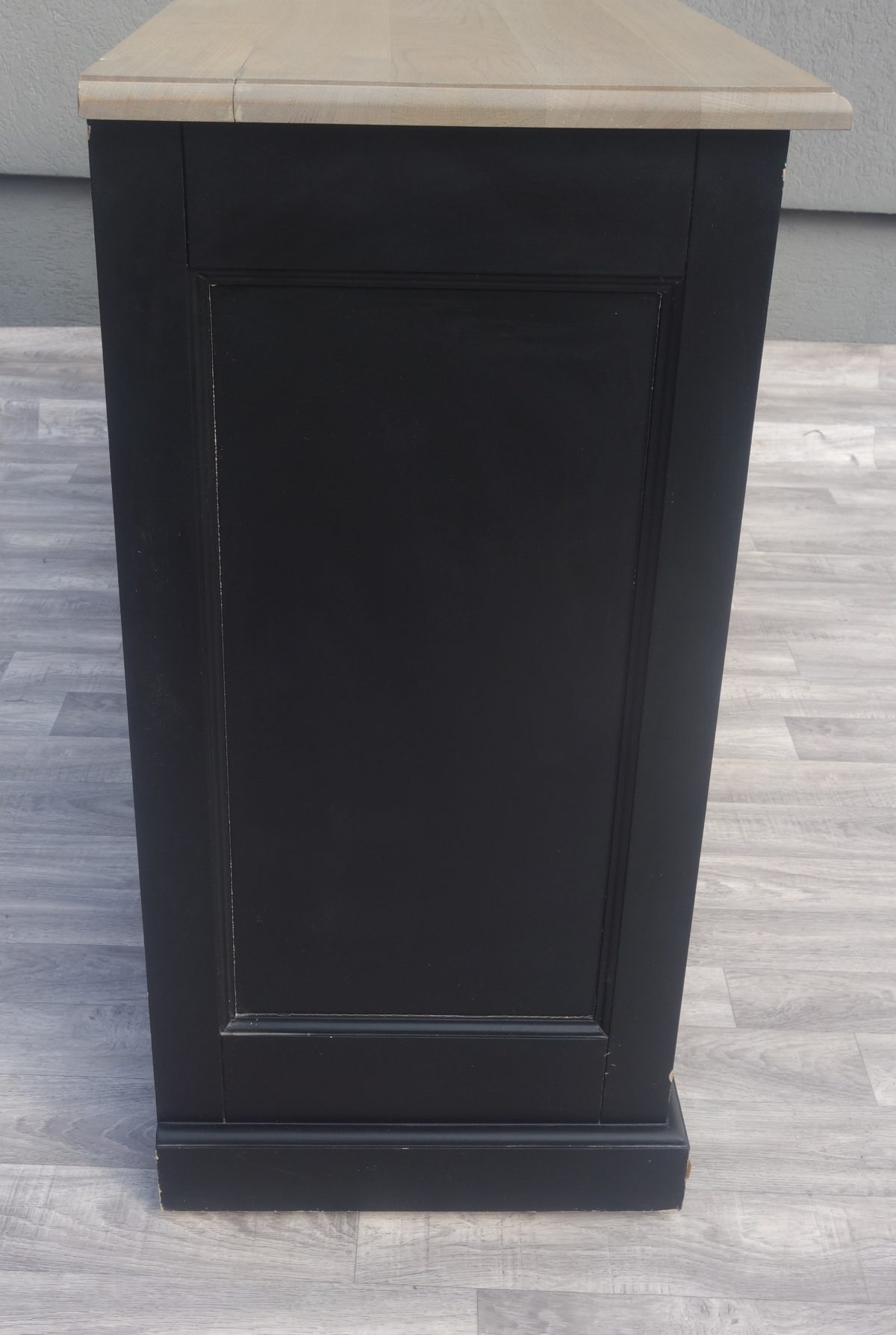 Komoda   v   dvojfarebnom   prevedení – Obrázok 9