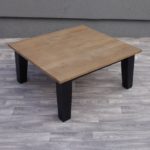 Stolík  štvorcový  -  konferenčný