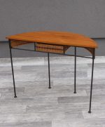 Stolík   polkruhový   s   ratanom – Obrázok 5