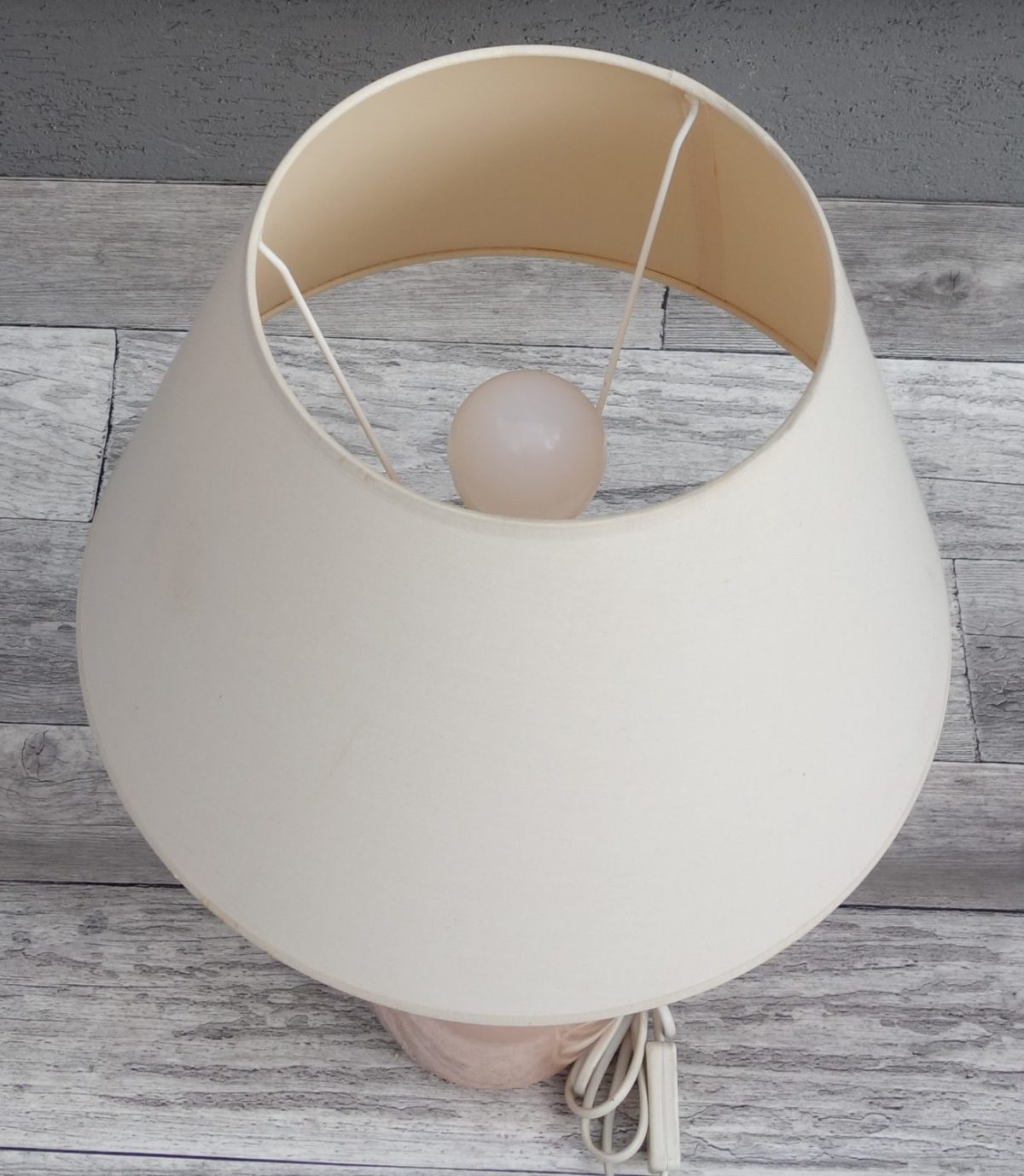 Lampa   stolová   so   smotanovým   tienidlom – Obrázok 6