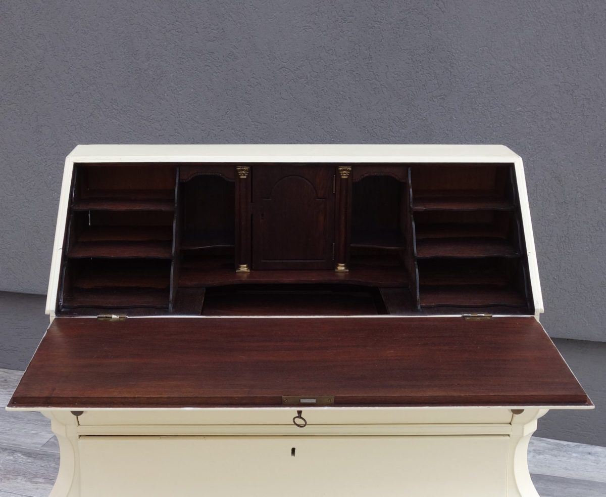 Sekretár  biely – Obrázok 6