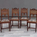 Set   historických   stoličiek -  (  4 ks  )