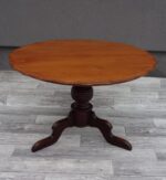 Stolík   s   tromi  nožičkami – Obrázok 2