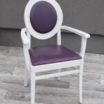 Stolička  s  podrúčkami