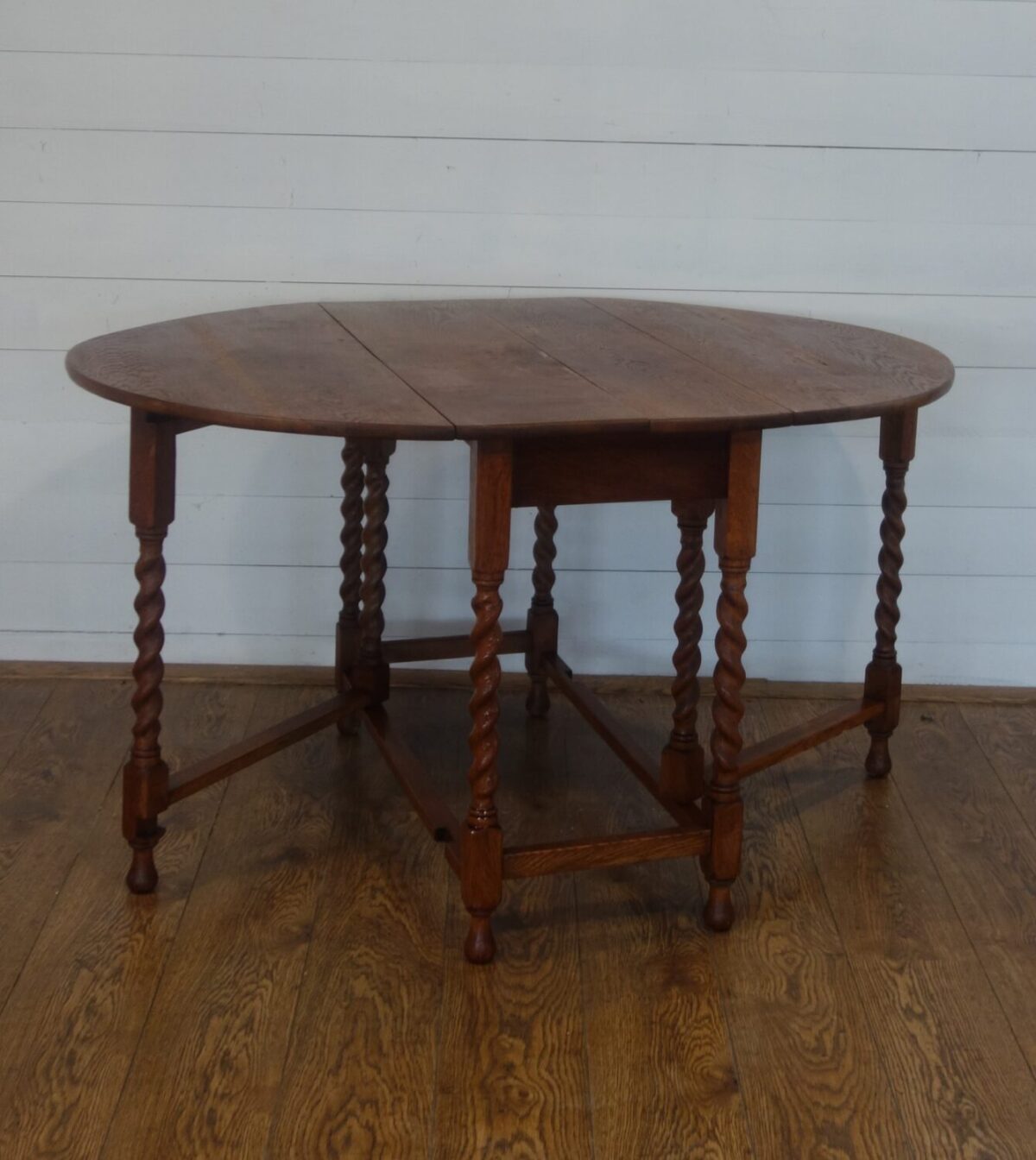 Stôl    anglický    dubový   (  37  ) – Obrázok 4