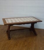 Stolík   akcentový   s   dláždenou   doskou  (  43  )