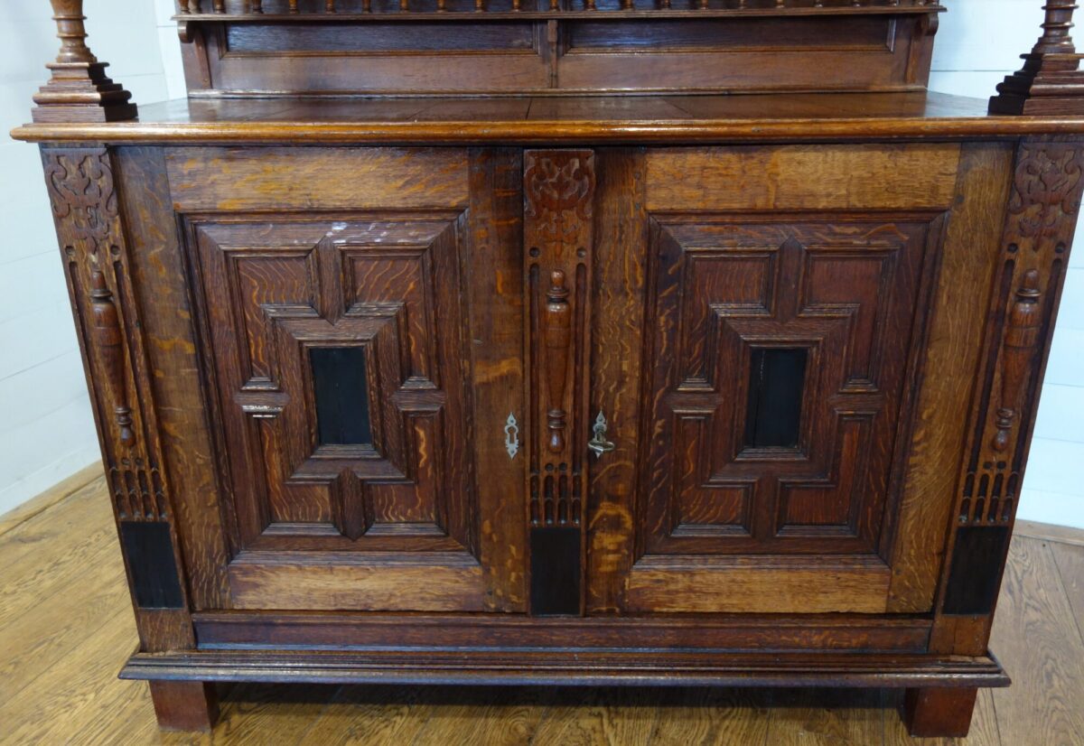 Príborník  -  bufet   gotický  (  112  ) – Obrázok 7