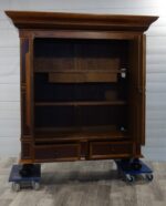 Skriňa  starožitná  (  165  ) – Obrázok 6