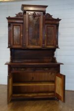 Skriňa   bufetová    z   éry    Wilhelminovcov   1880   orech  (  136  ) – Obrázok 6