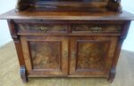 Skriňa   bufetová    z   éry    Wilhelminovcov   1880   orech  (  136  ) – Obrázok 8