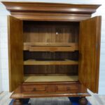 Skriňa  starožitná  (  156  ) – Obrázok 4