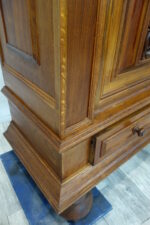 Skriňa  starožitná  (  156  ) – Obrázok 8