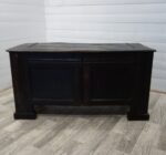 Truhlica   masívna   z   roku    cca   1800  (  230  )