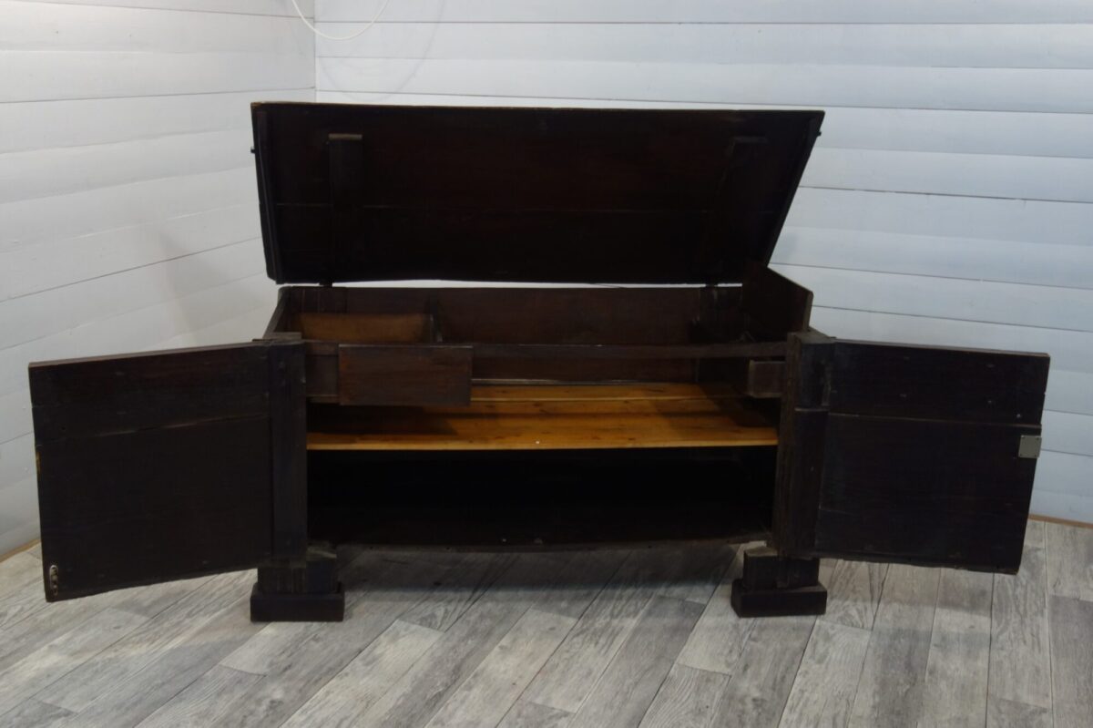 Truhlica   masívna   z   roku    cca   1800  (  230  ) – Obrázok 5