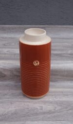 Váza   s    jednou    dierkou    na    umelú   rastlinu – Obrázok 4