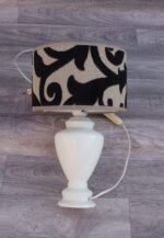 Biela   porcelánová    lampa   Vintage – Obrázok 3